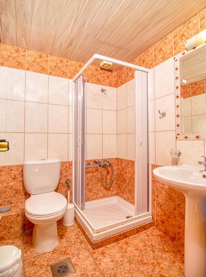 Kydoni Apartments And Studios Agia Marina Exteriér fotografie